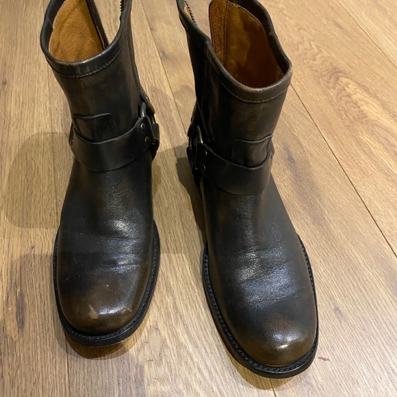 Frye Harness Boots - 6.5 worn once - Picture 2 of 4